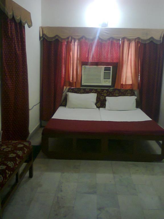 Aditya Palace Agra  Zewnętrze zdjęcie